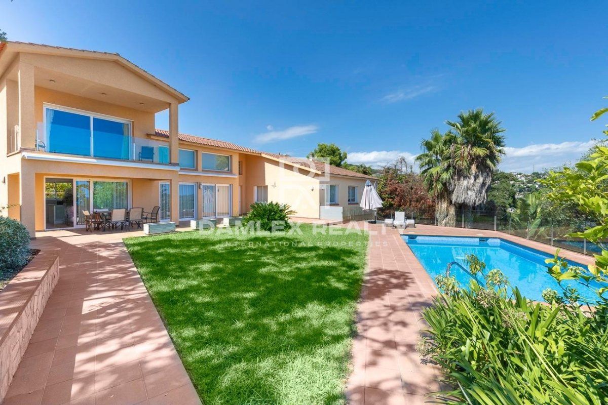 Villa in Tossa de Mar, Spanien, 414 m2 - Foto 1