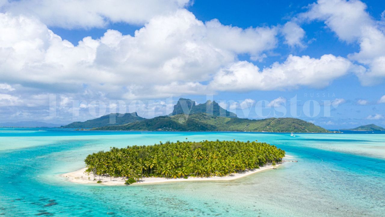 Island in Bora-Bora, French Polynesia, 1.8 hectares - picture 1