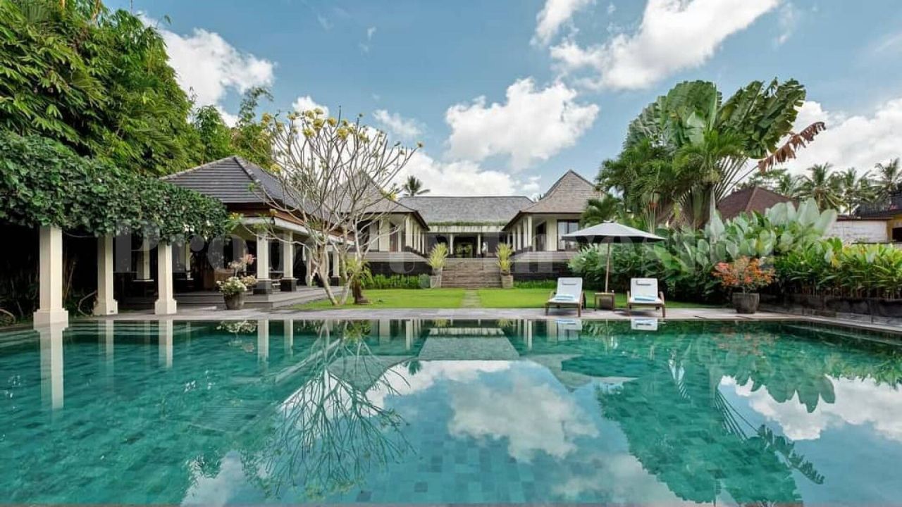 Casa en Ubud, Indonesia, 1 350 m2 - imagen 1