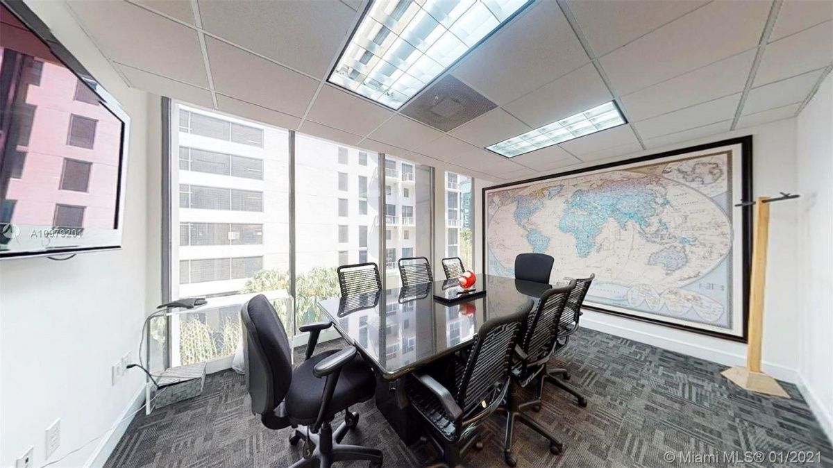 Office in Miami, USA - picture 1