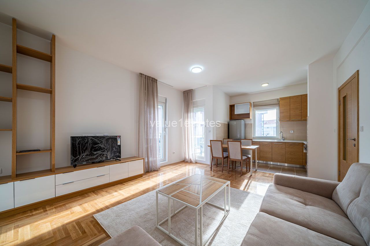 Wohnung in Tivat, Montenegro, 58 m2 - Foto 1