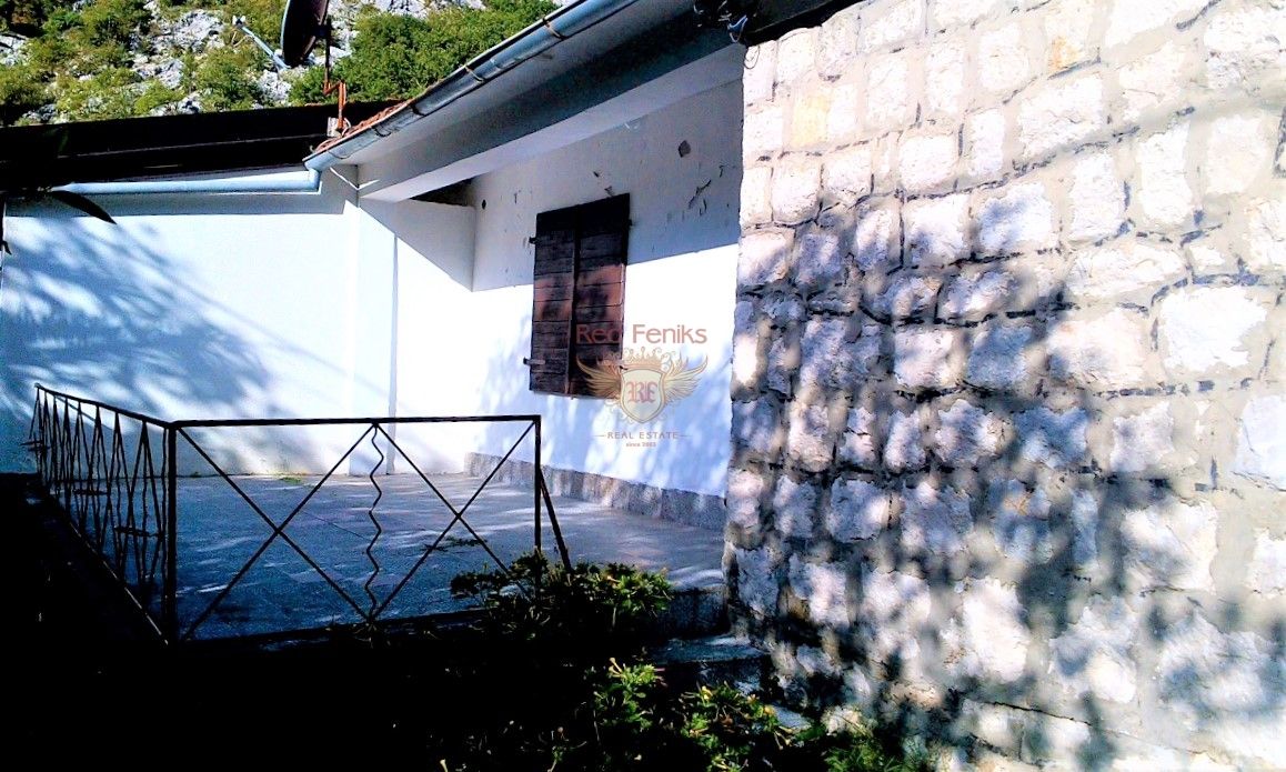 House in Kotor, Montenegro, 55 sq.m - picture 1