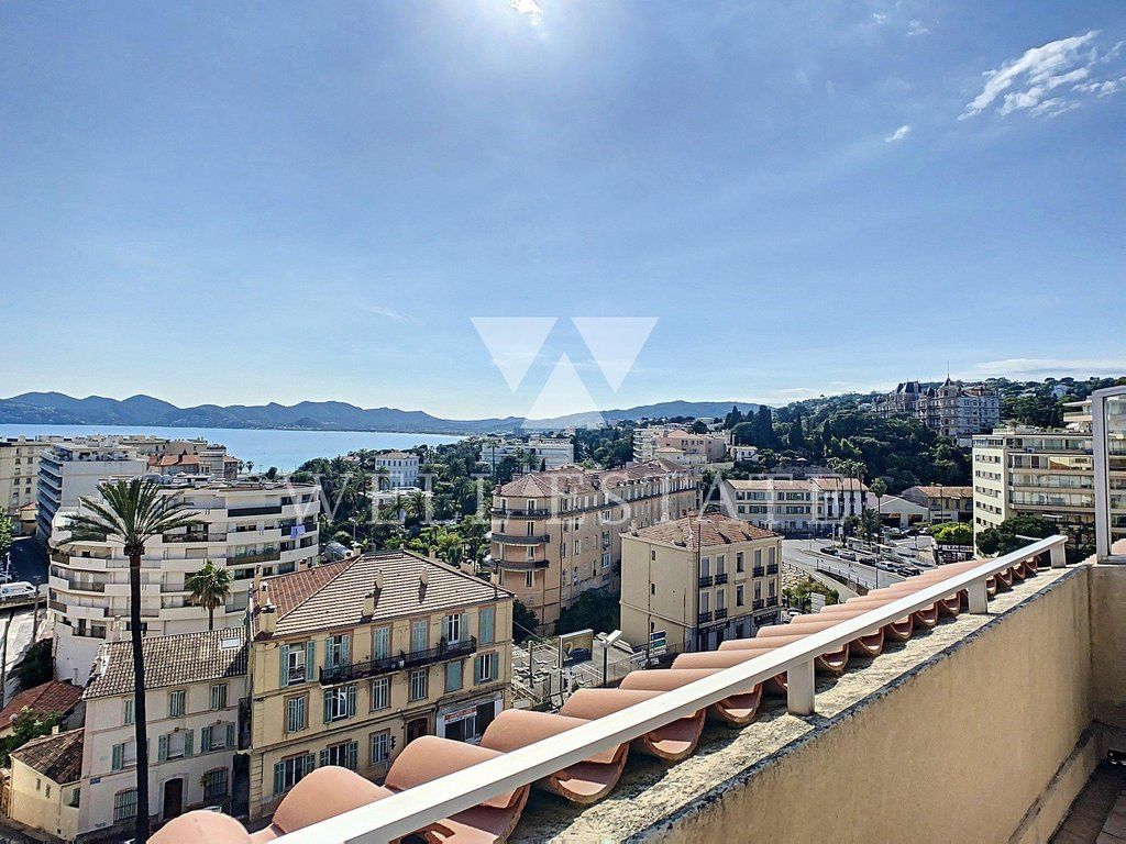 Flat in Cannes, France, 108 sq.m - picture 1