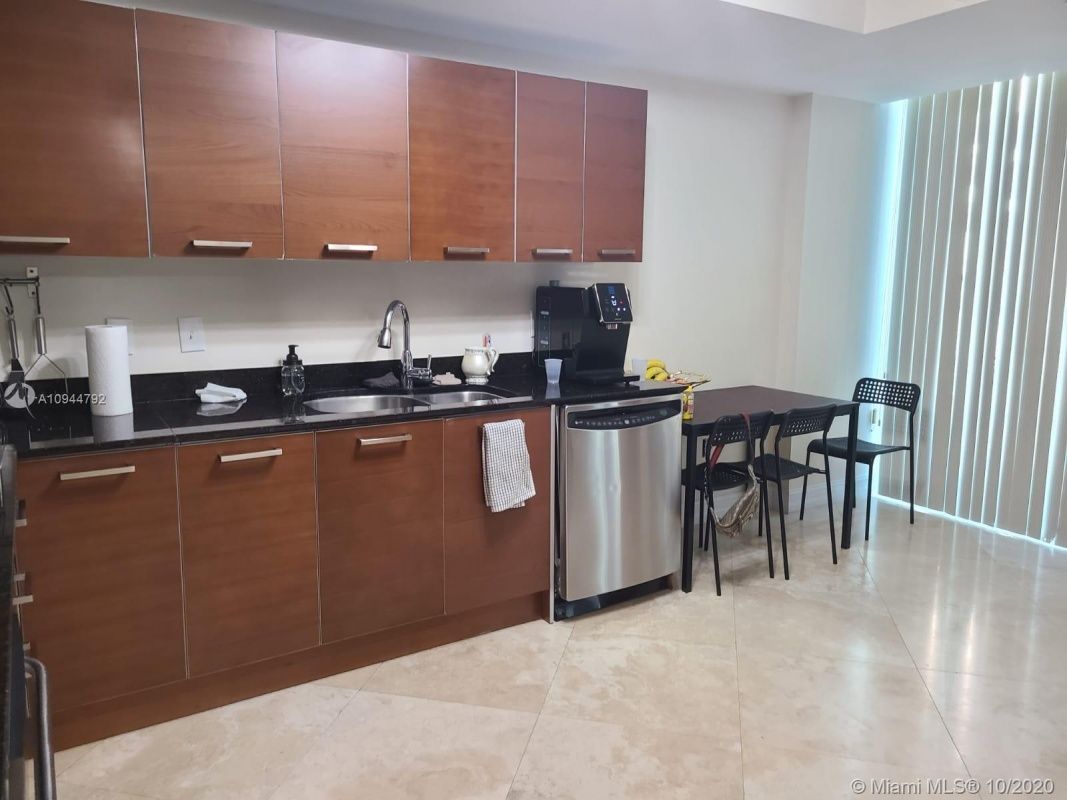 Appartement à Miami, États-Unis, 238 m2 - image 1