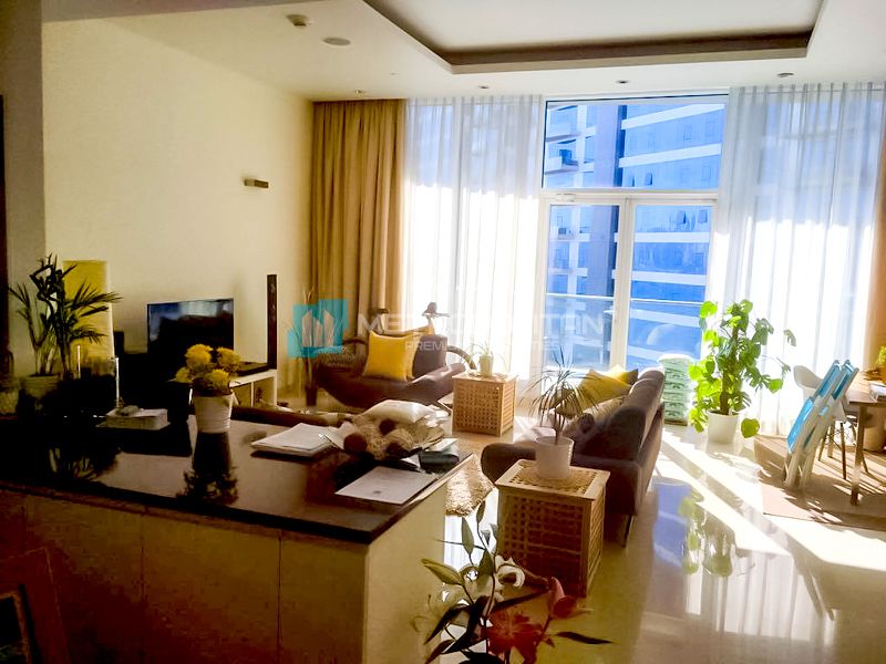 Apartment in Dubai, UAE, 124.3 sq.m - picture 1