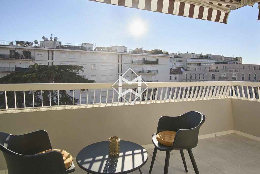 Appartement à Cannes, France, 74 m2 - image 1
