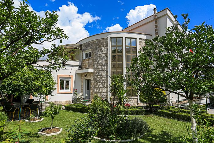 House in Bijela, Montenegro, 159 sq.m - picture 1