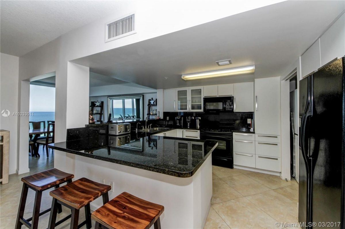 Appartement à Miami, États-Unis, 158 m2 - image 1