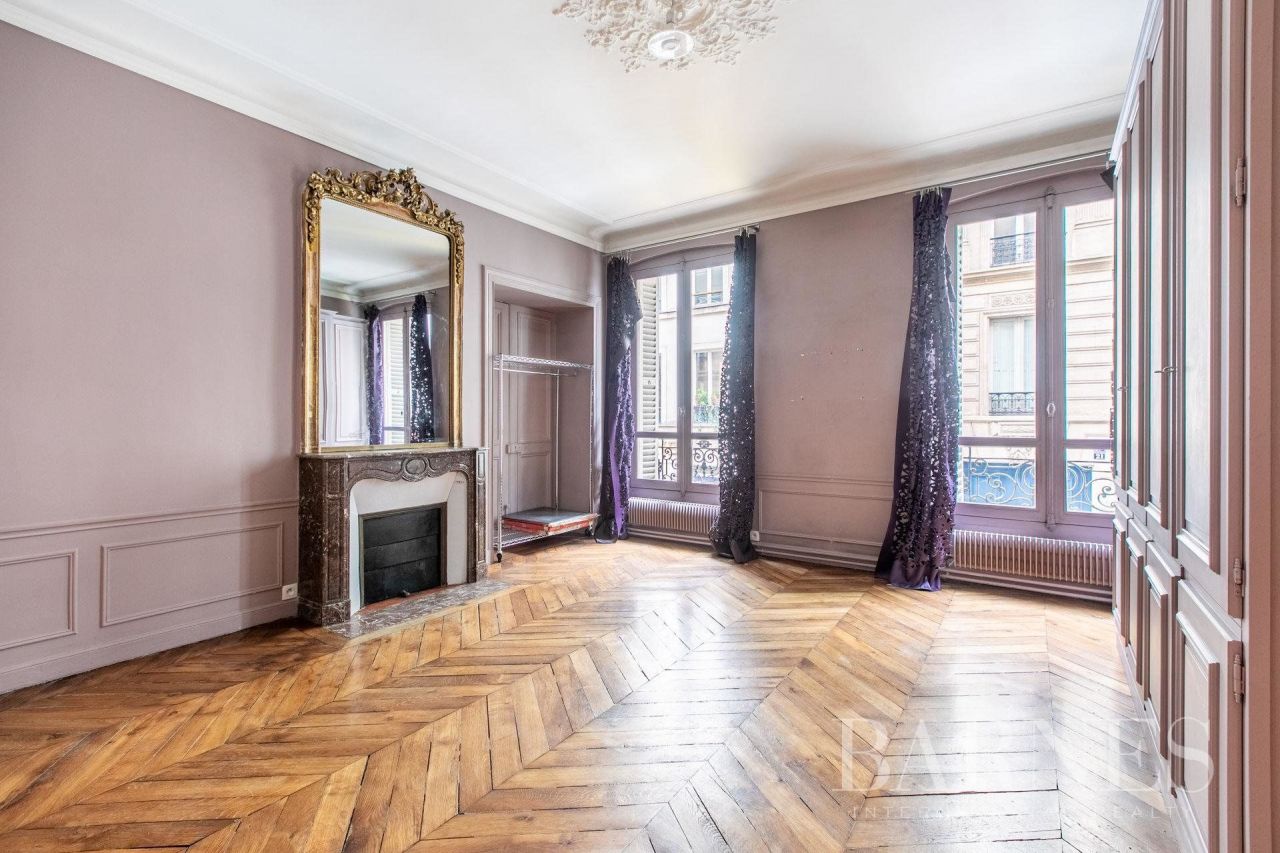 Wohnung in 8. Arrondissement von Paris, Frankreich, 133.8 m2 - Foto 1