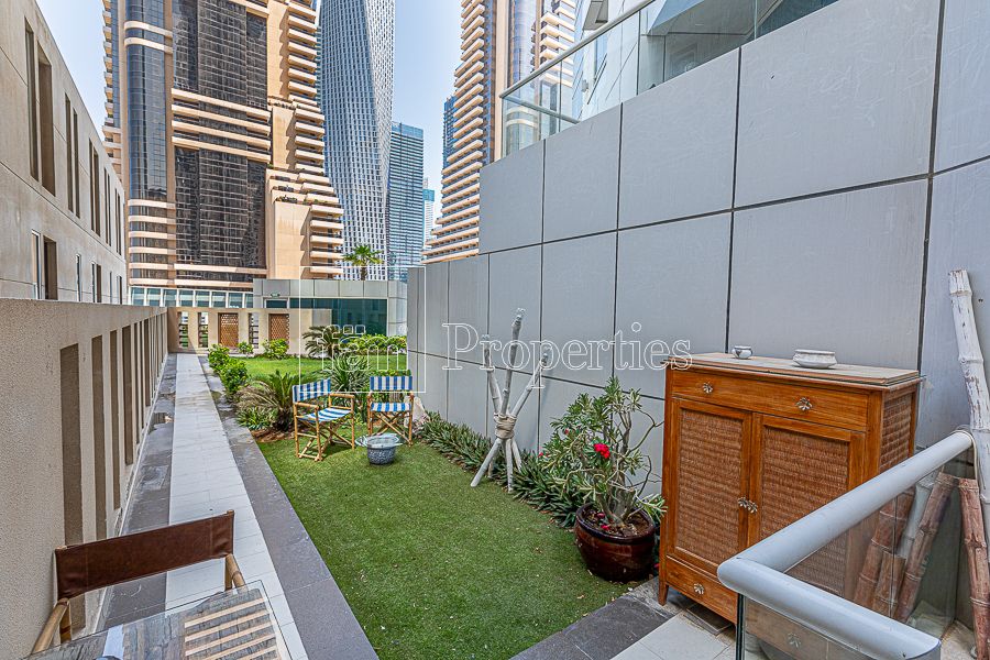 Apartamento en Dubái, EAU, 105 m2 - imagen 1