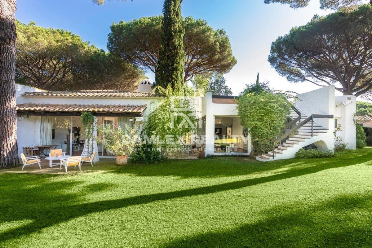 Villa in Platja D'Aro, Spain, 308 sq.m - picture 1