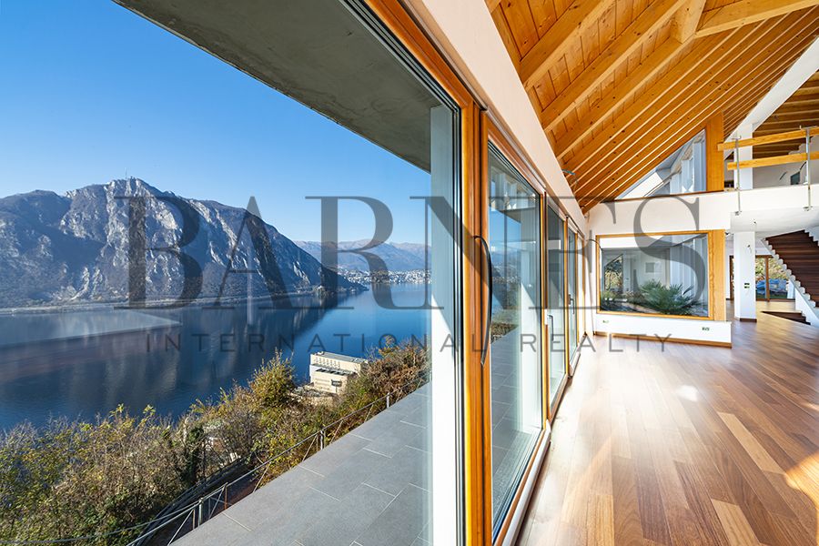 House on Lake Como, Italy, 820 sq.m - picture 1