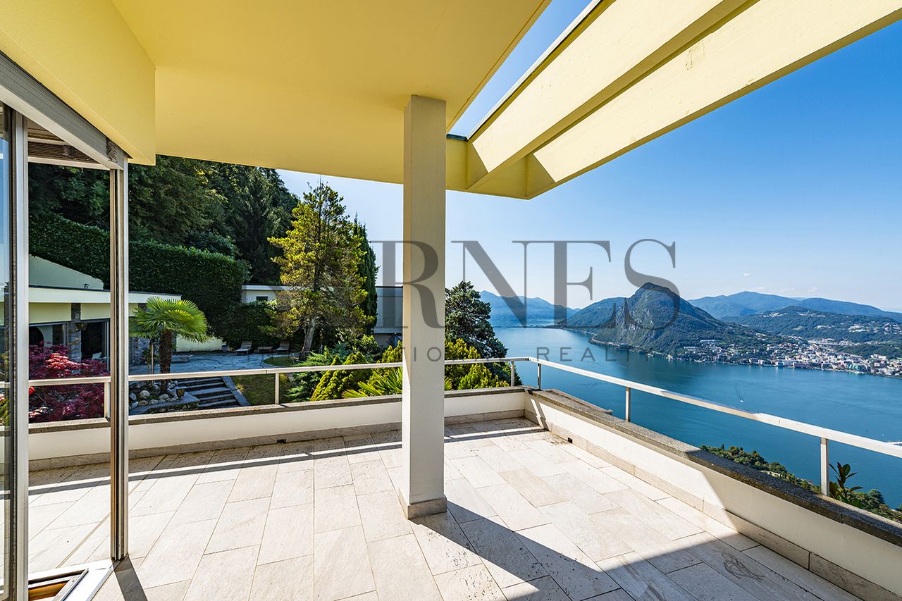 House in Lugano, Switzerland, 375 sq.m - picture 1
