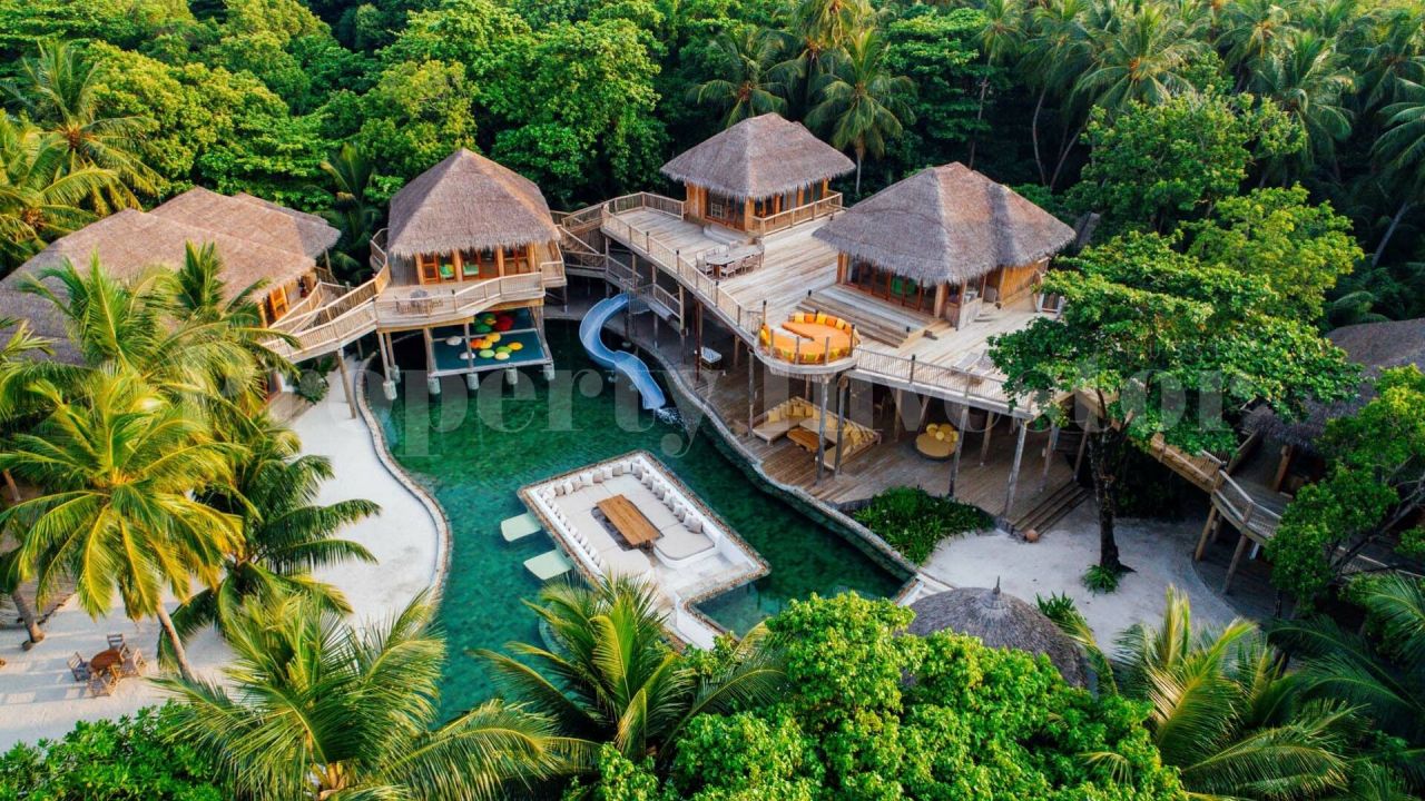 Villa Baa Atoll, Maldives, 3 048 sq.m - picture 1