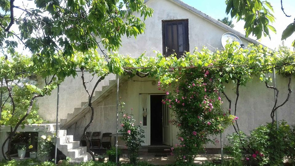 Maison à Nikšić, Monténégro, 100 m2 - image 1