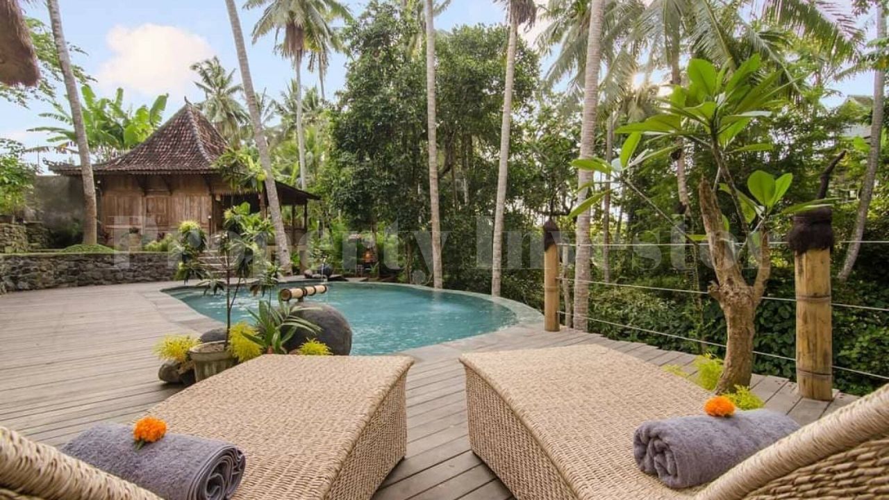 Villa in Ubud, Indonesia, 280 sq.m - picture 1