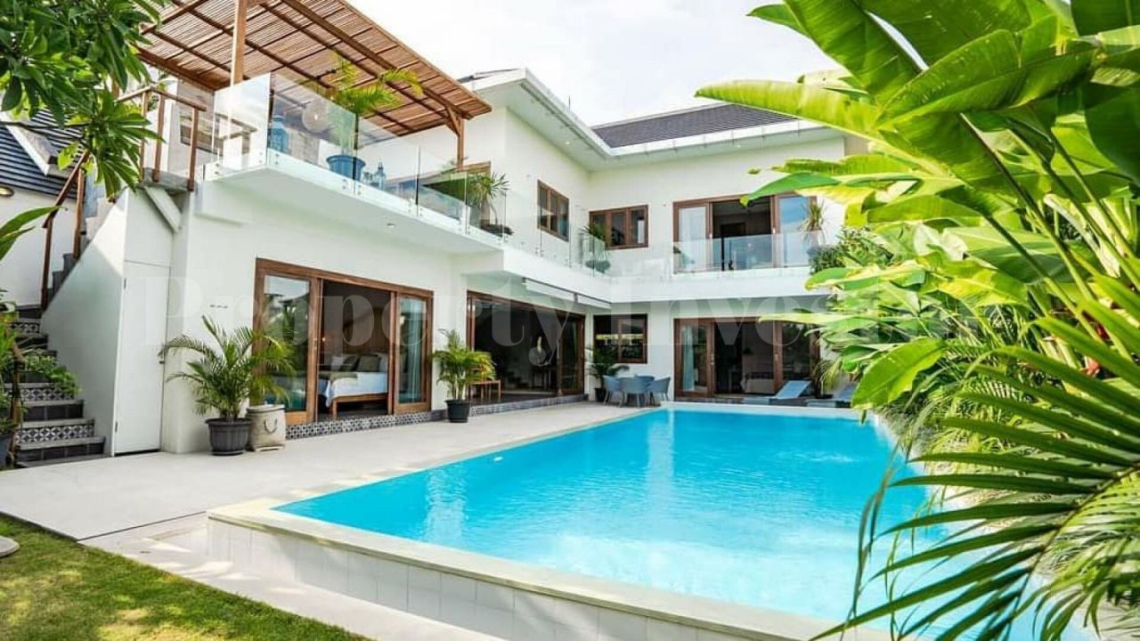 Villa en Canggu, Indonesia, 370 m2 - imagen 1