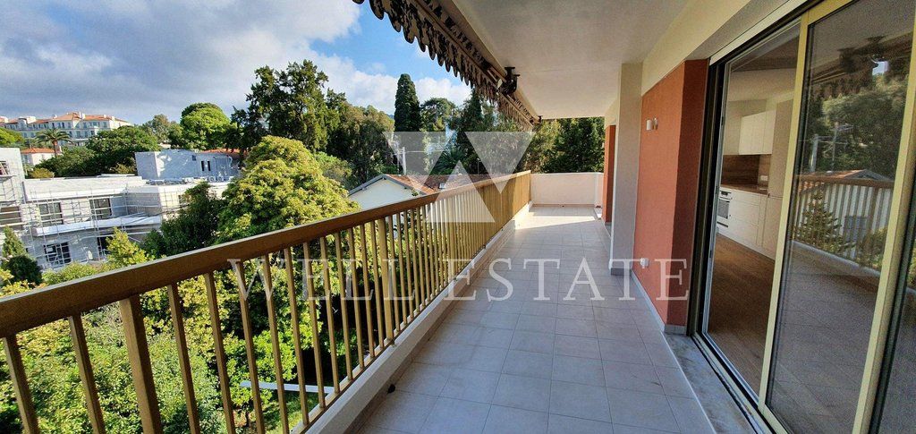 Flat in Cannes, France, 81 sq.m - picture 1