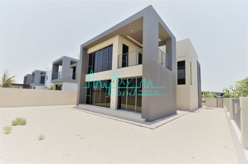 Villa in Dubai, UAE, 327 sq.m - picture 1