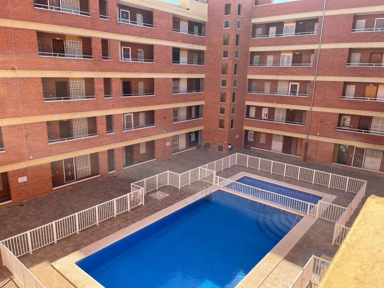 Appartement à Torrevieja, Espagne, 63 m2 - image 1