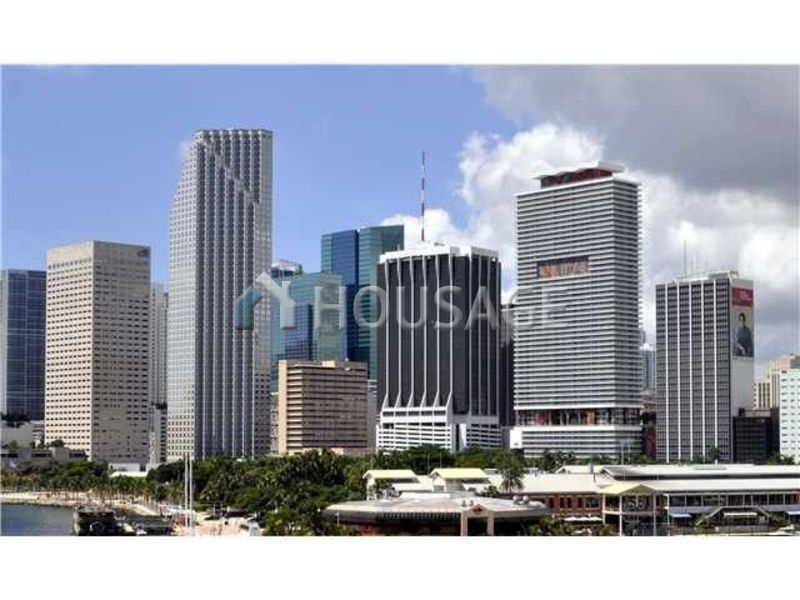 Propiedad comercial en Miami, Estados Unidos, 250 m2 - imagen 1
