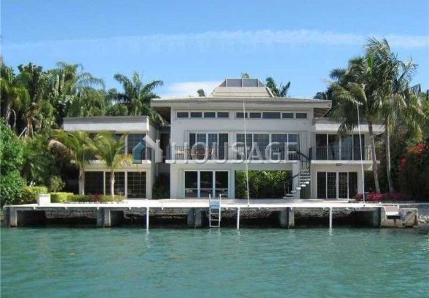 Casa en Miami, Estados Unidos, 395 m2 - imagen 1