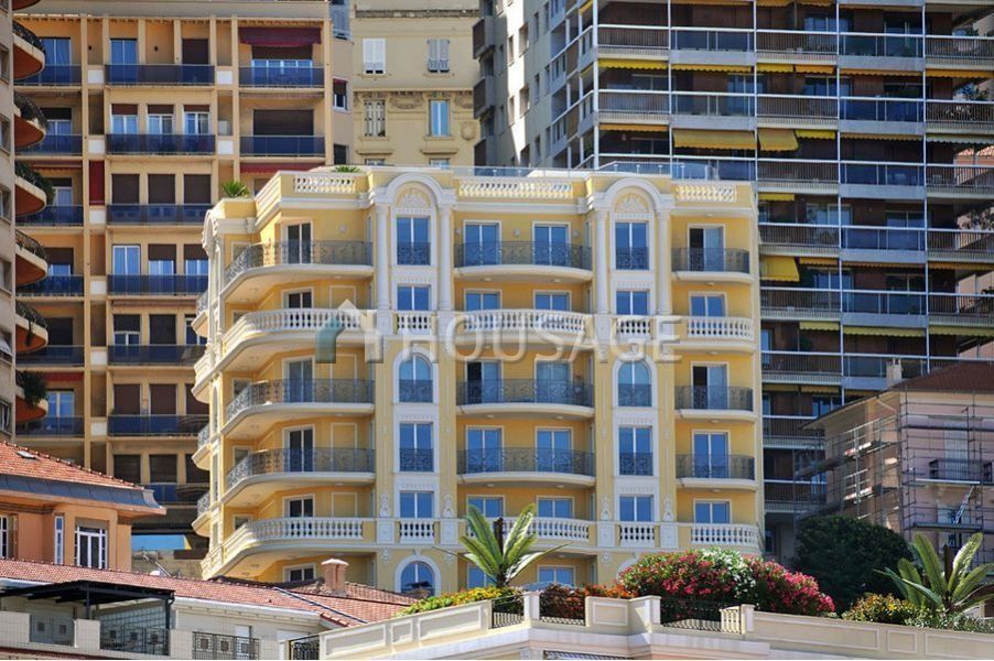 Apartment in Les Revoires, Monaco, 390 sq.m - picture 1