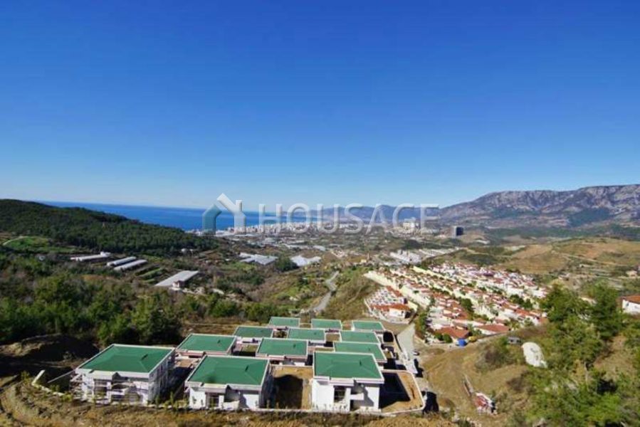 Land in Alanya, Turkey, 1 400 sq.m - picture 1