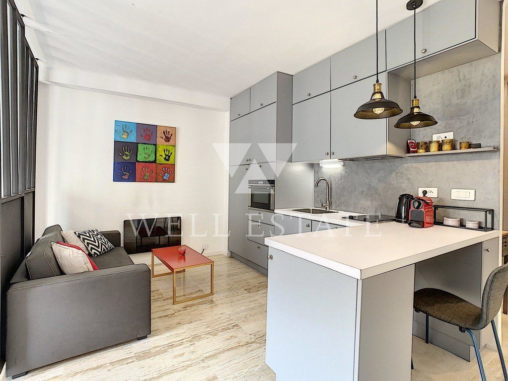 Flat in Cannes, France, 34 sq.m - picture 1