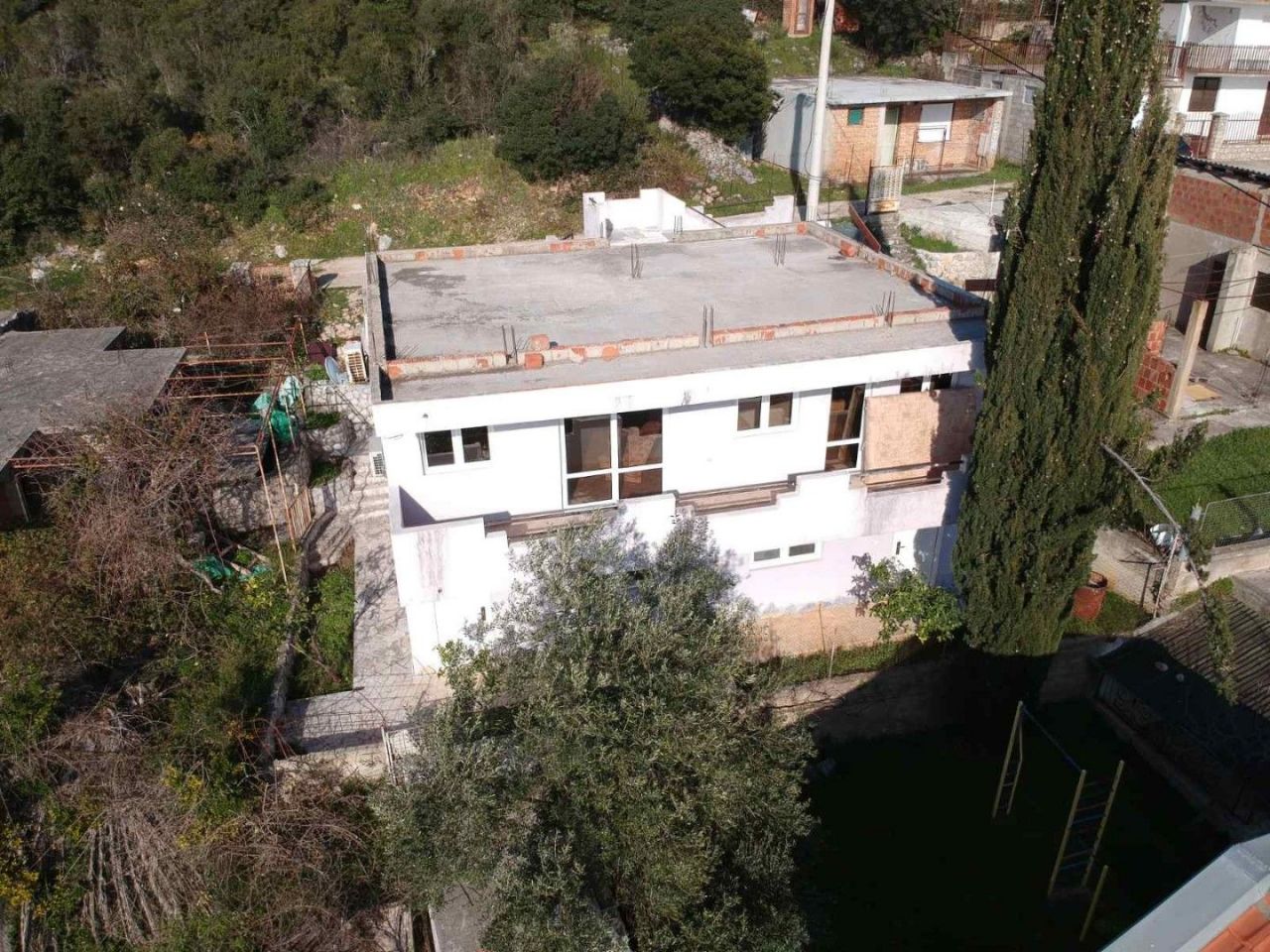 House in Dobra Voda, Montenegro, 170 sq.m - picture 1