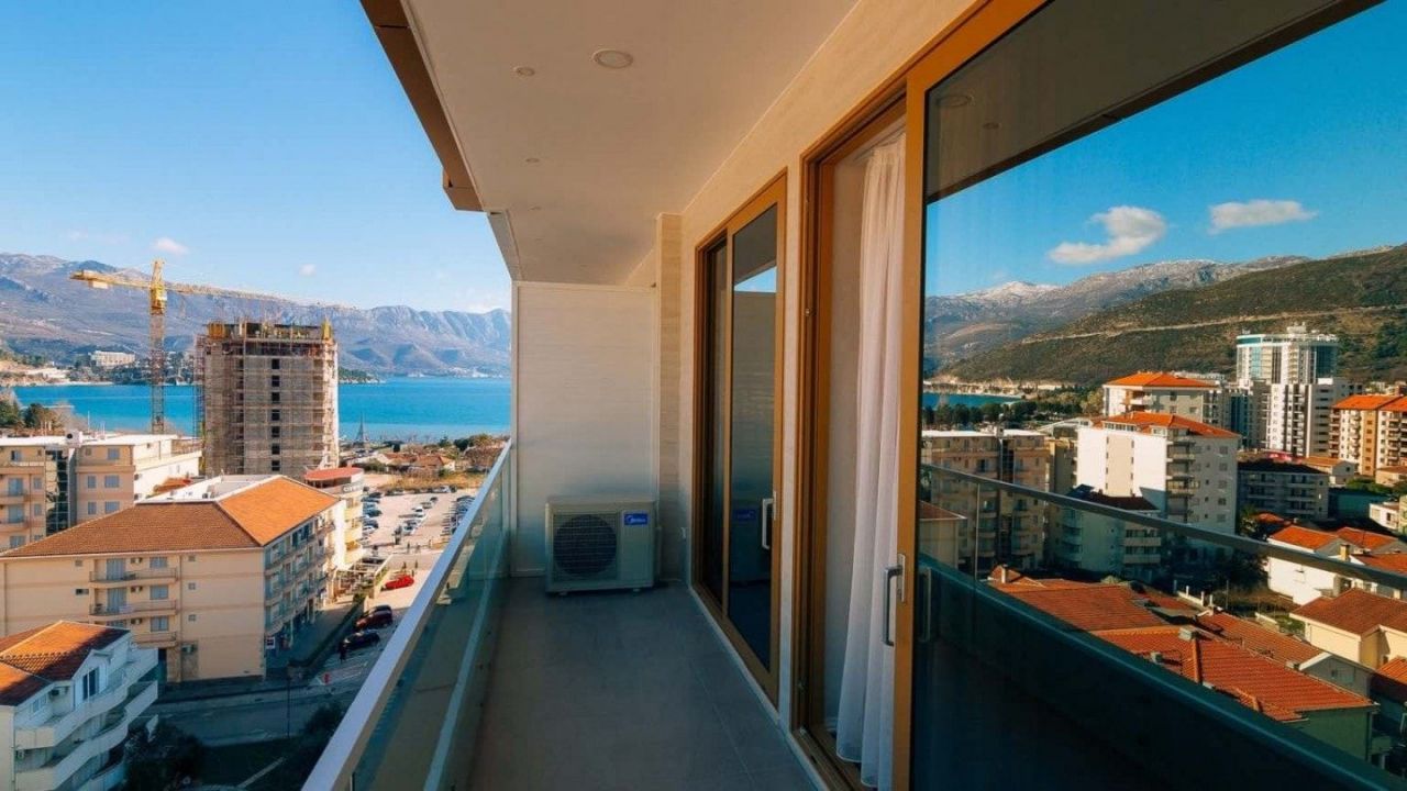 Wohnung in Budva, Montenegro, 49 m2 - Foto 1