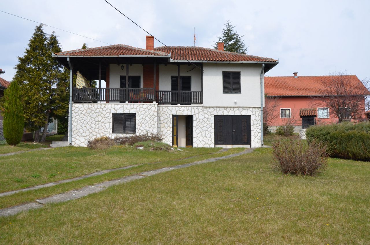 House in Arandelovac, Serbia, 200 sq.m - picture 1