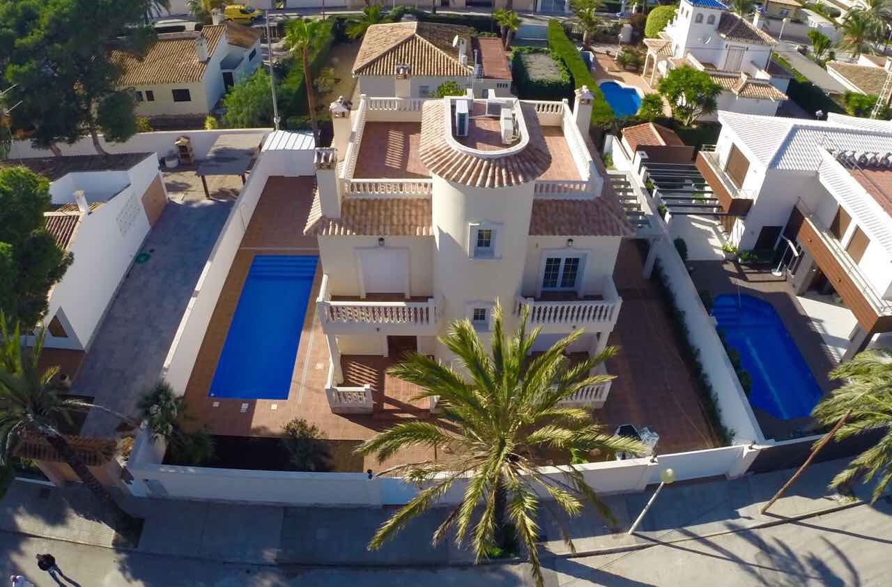 Villa in Cabo Roig, Spanien, 260 m2 - Foto 1