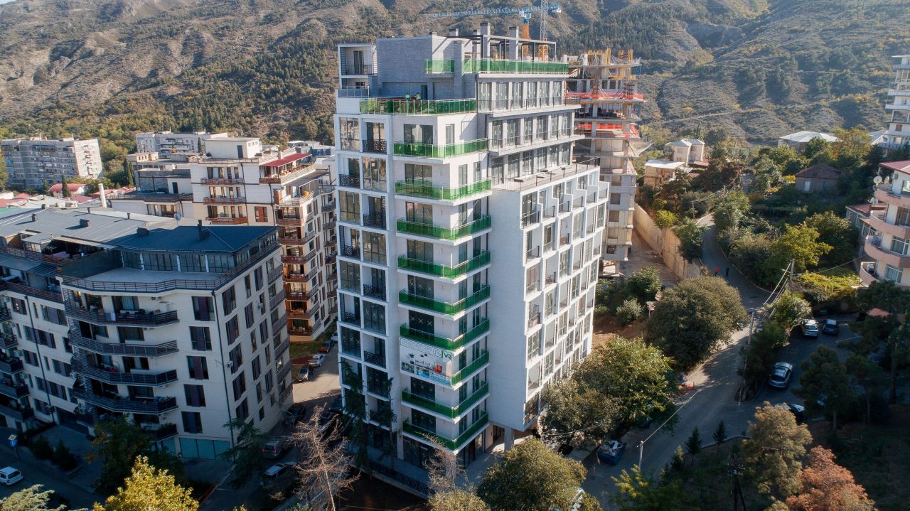 Apartment in Tbilisi, Georgia, 123.1 sq.m - picture 1