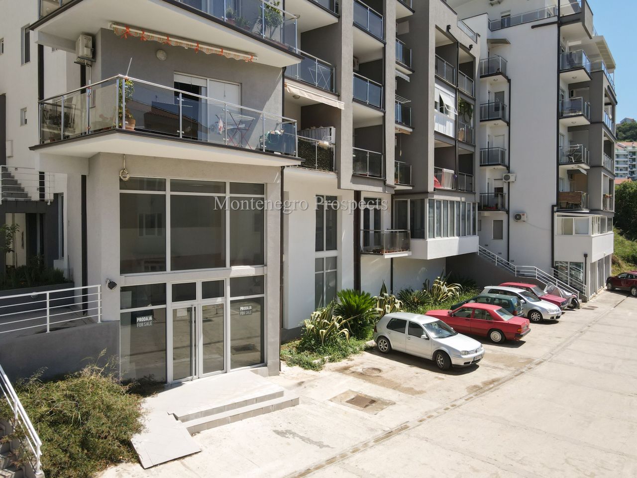 Office in Herceg-Novi, Montenegro, 543 sq.m - picture 1