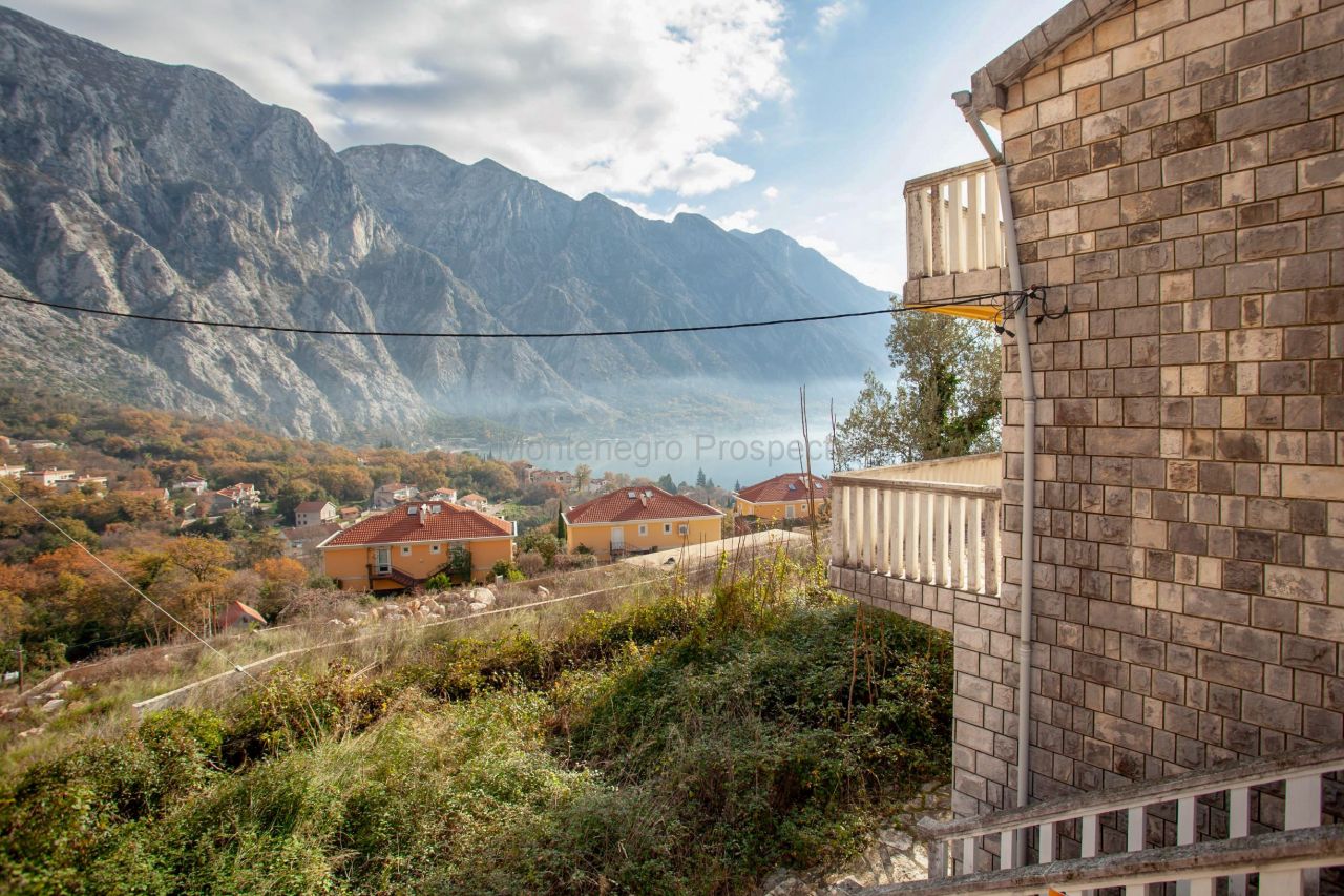 Casa en Kotor, Montenegro, 159 m2 - imagen 1