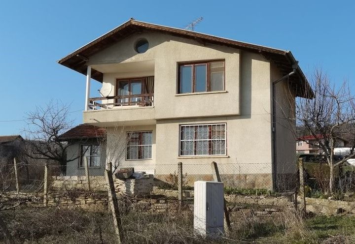 Haus in Burgas, Bulgarien, 140 m2 - Foto 1