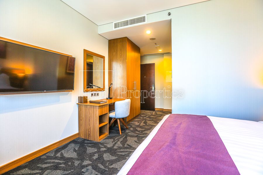 Hotel Business Bay, UAE, 33 sq.m - picture 1