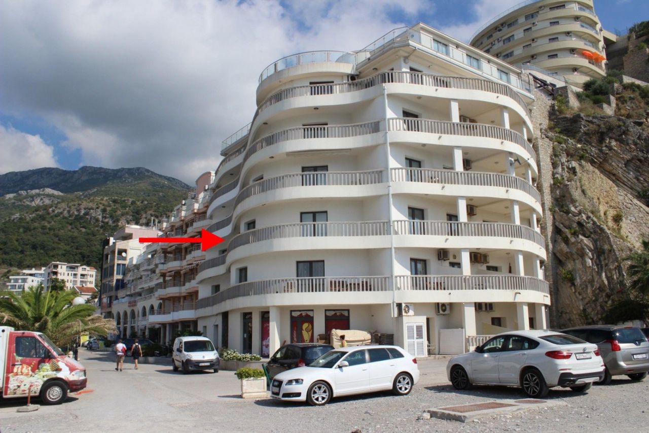 Wohnung in Rafailovici, Montenegro, 69 m2 - Foto 1