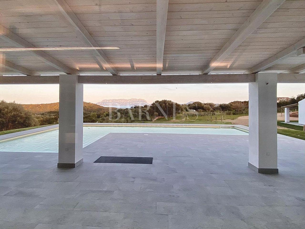 Casa en Golfo Aranci, Italia, 400 m2 - imagen 1