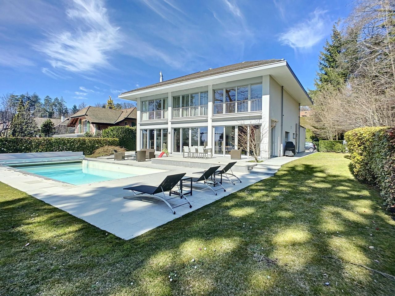 House in Geneva, Switzerland, 420 sq.m - picture 1
