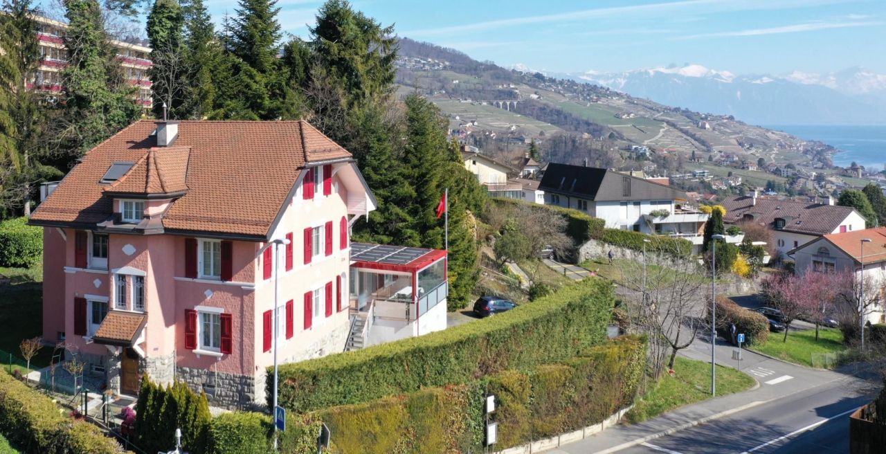 House Lutry, Switzerland, 910 sq.m - picture 1