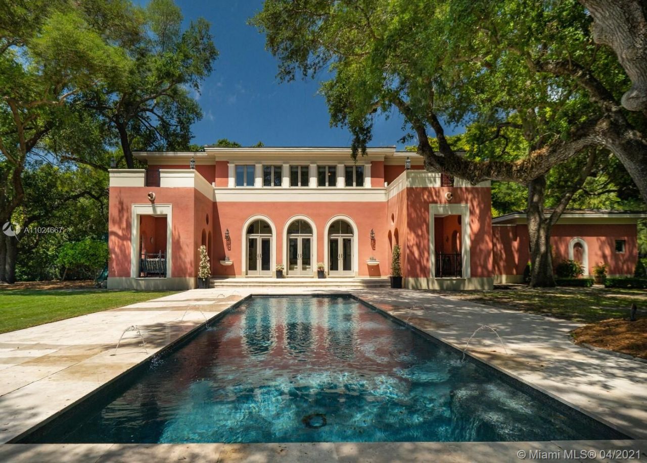 Mansion in Miami, USA, 400 sq.m - picture 1