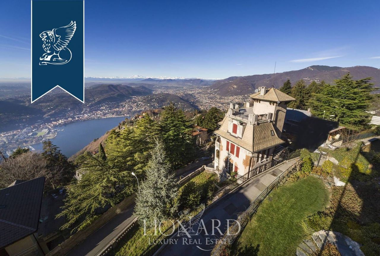 Villa en Brunate, Italia, 360 m2 - imagen 1