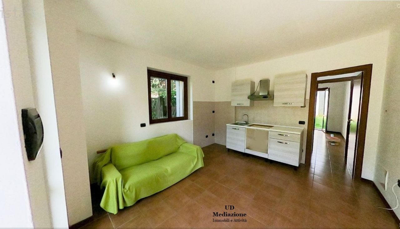 Flat in Como, Italy, 70 sq.m - picture 1