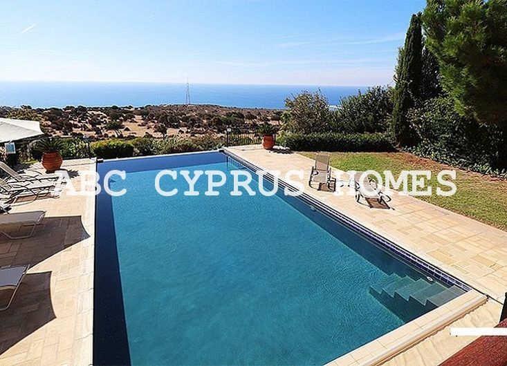Villa in Aphrodite Hills, Zypern, 250 m2 - Foto 1