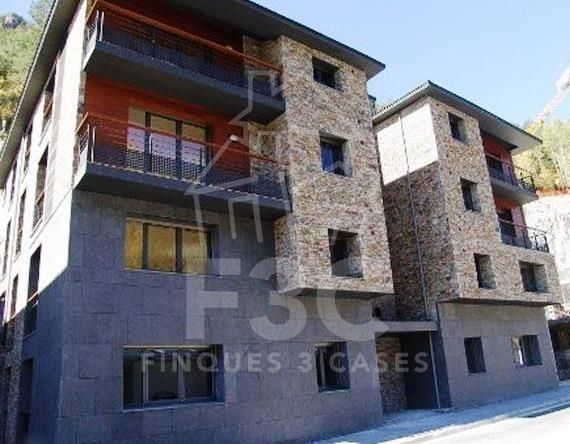 Office in Ordino, Andorra, 1 753 sq.m - picture 1