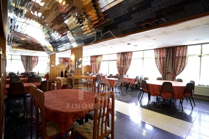 Commercial property in Encamp, Andorra, 290 sq.m - picture 1