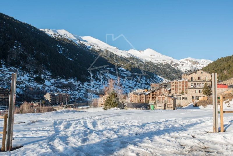 Land in Canillo, Andorra, 3 534 sq.m - picture 1