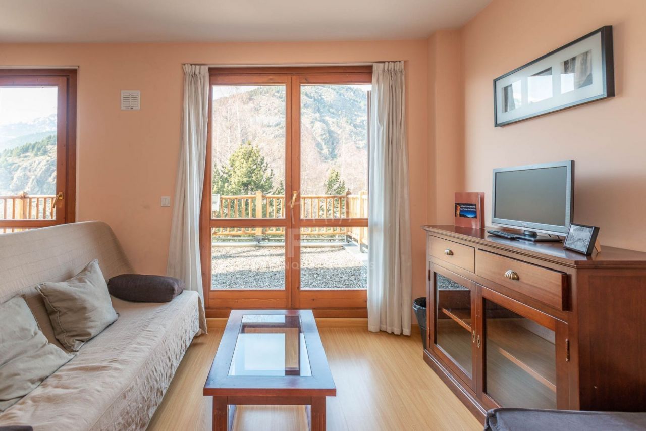 Flat in Canillo, Andorra, 55 sq.m - picture 1